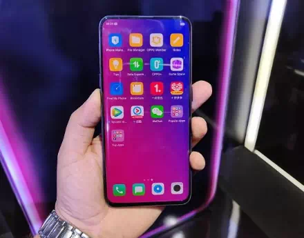 Oppo Foldable Smartphone